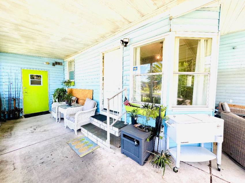 16 Henry Drive a Winter Haven, FL Mobile or Manufactured Home for Sale